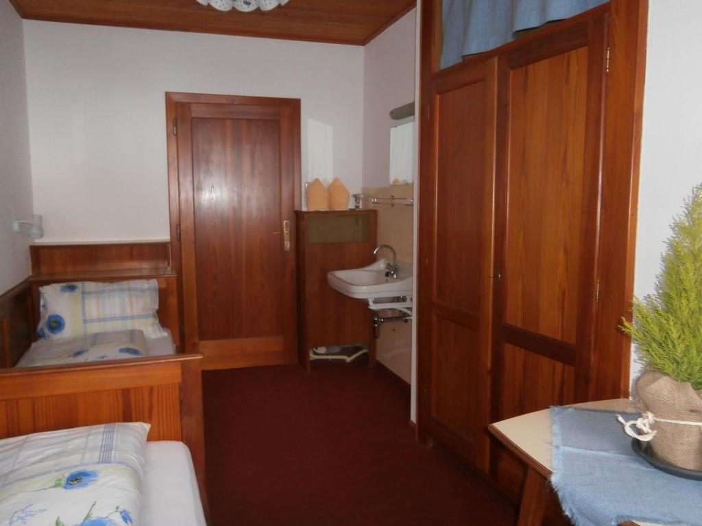 Gasthof Untere Valentinalm Hotel Plöcken Habitación foto